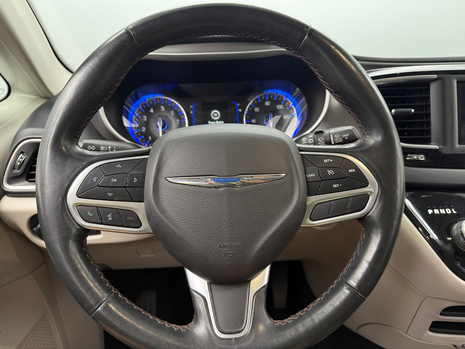Thumbnail: 2020 Chrysler Pacifica - 4