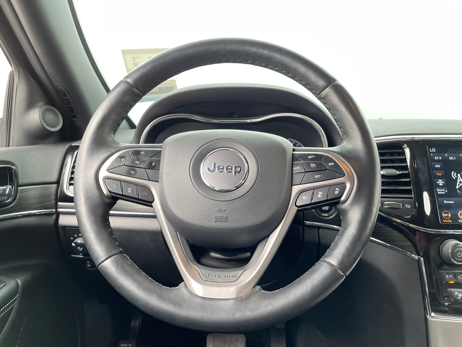 Thumbnail: 2021 Jeep Grand Cherokee - 4