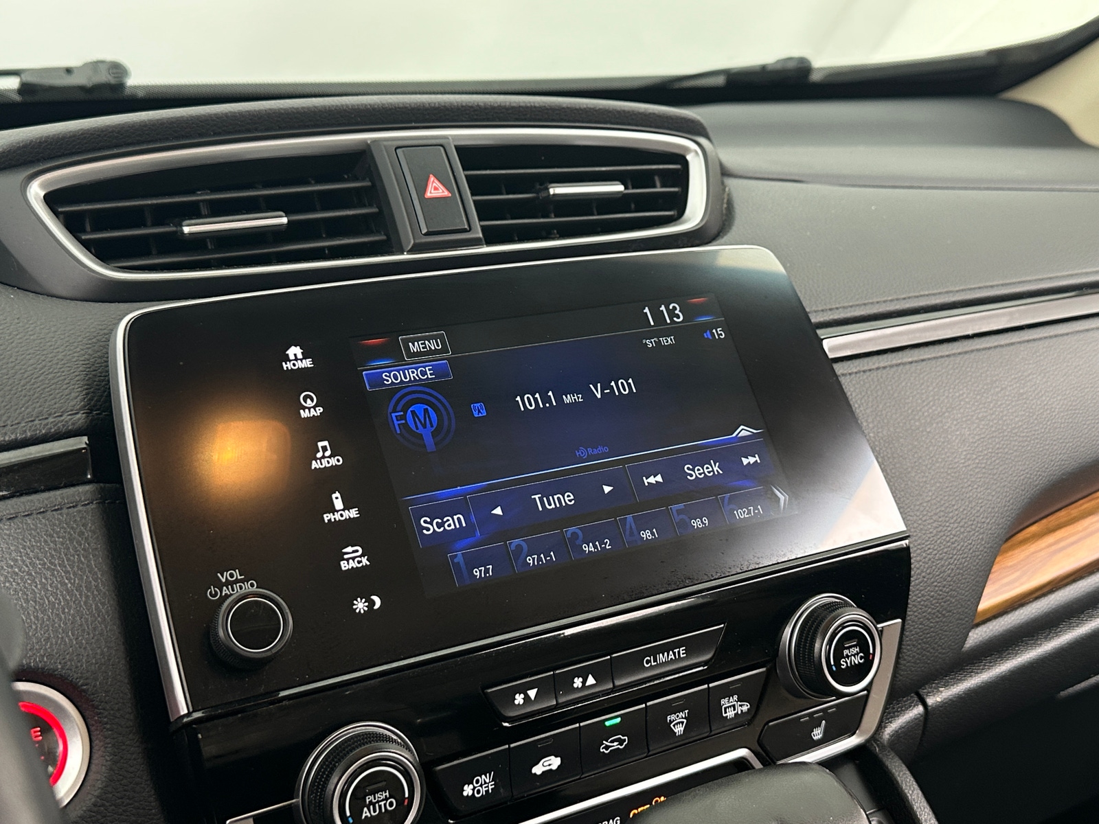 Thumbnail: 2017 Honda CR-V - 3