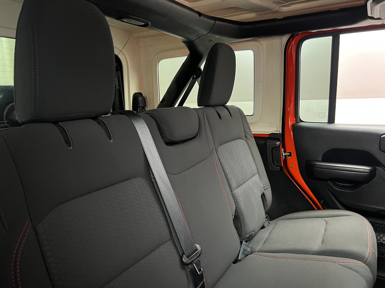 Thumbnail: 2020 Jeep Wrangler - 6