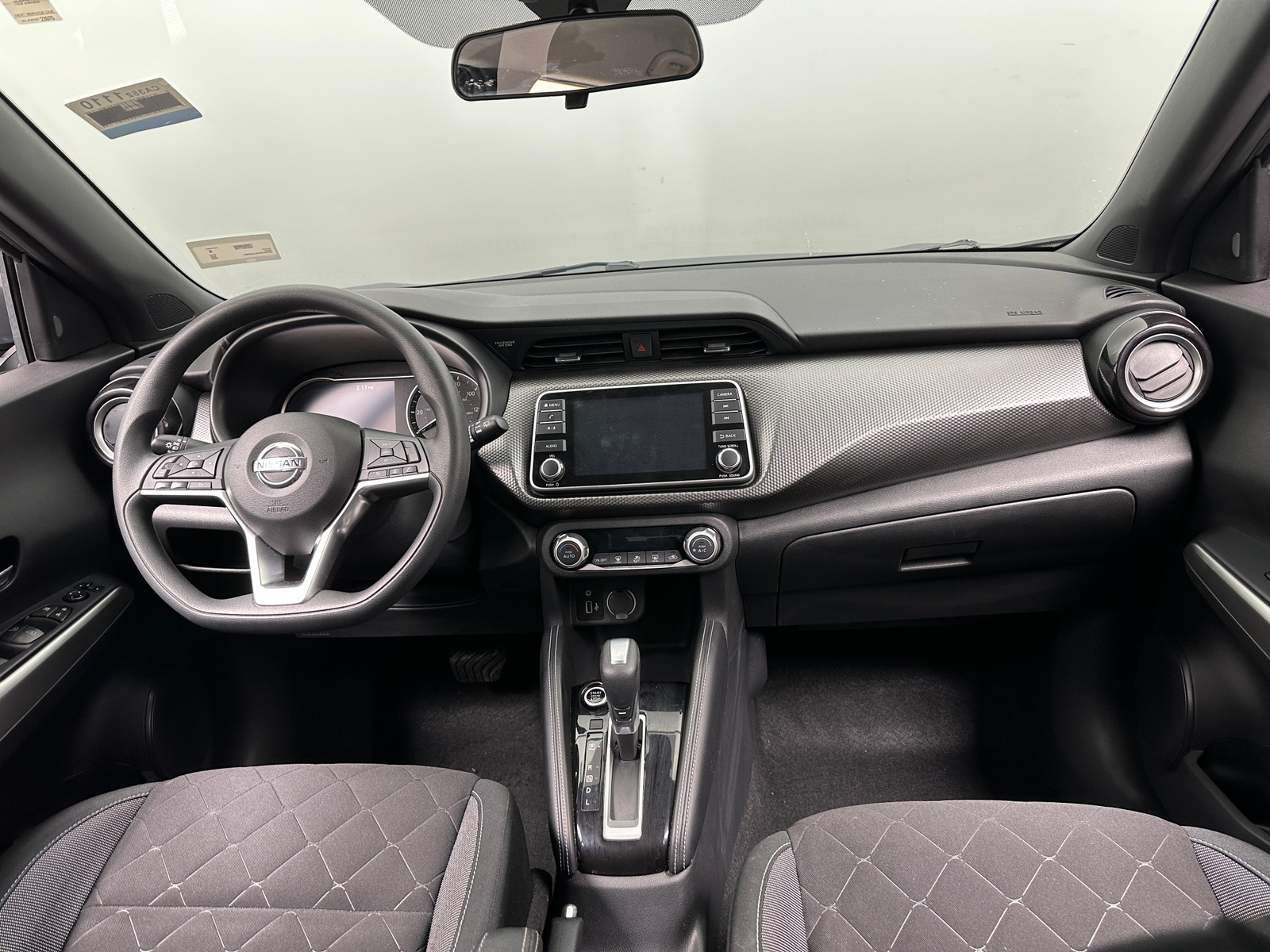 Thumbnail: 2020 Nissan Kicks - 3