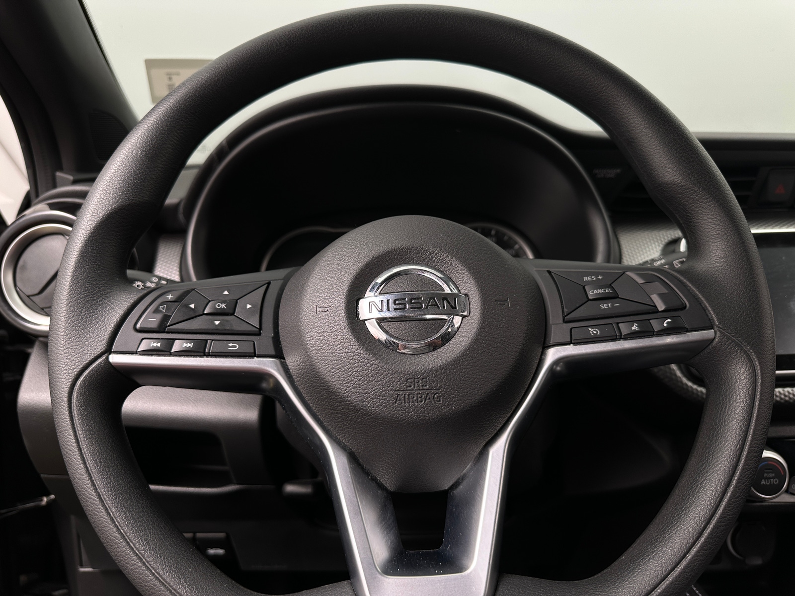 Thumbnail: 2020 Nissan Kicks - 5