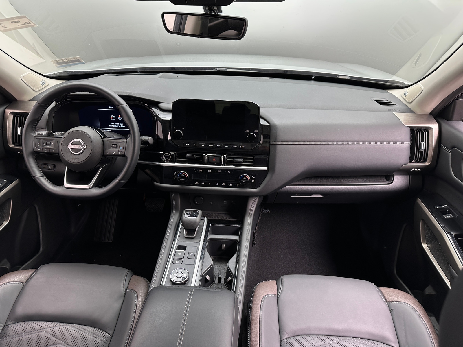 Thumbnail: 2024 Nissan Pathfinder - 2