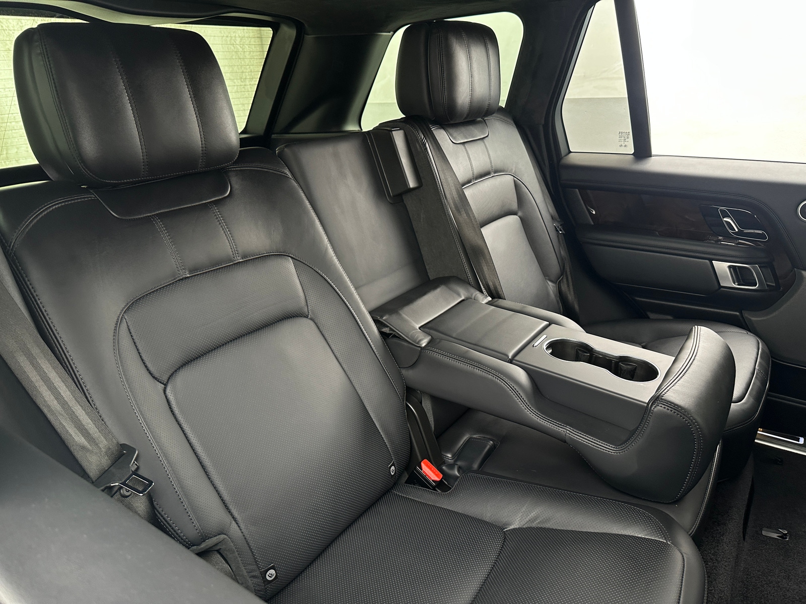 Thumbnail: 2022 Land Rover Range Rover - 5
