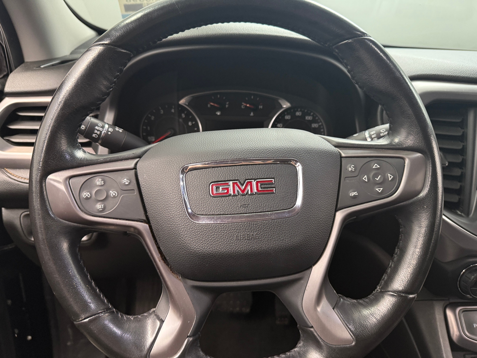 Thumbnail: 2020 GMC Acadia - 4