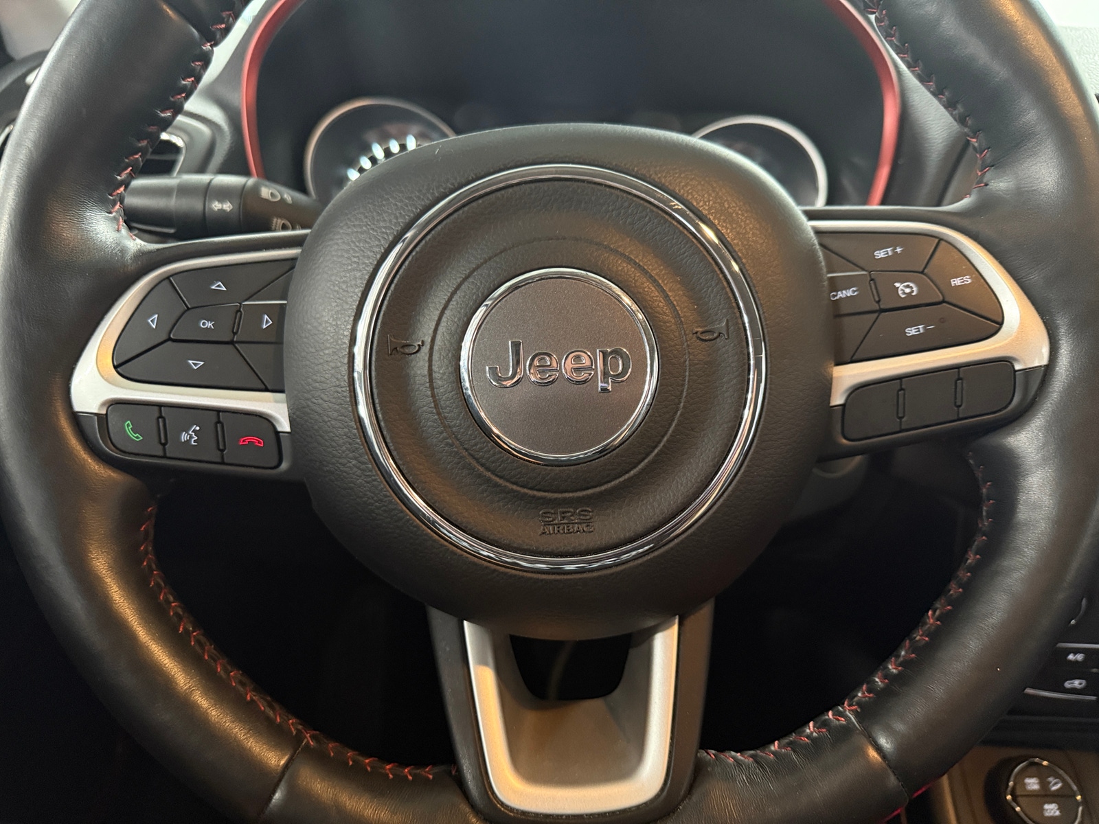 Thumbnail: 2018 Jeep Compass - 4