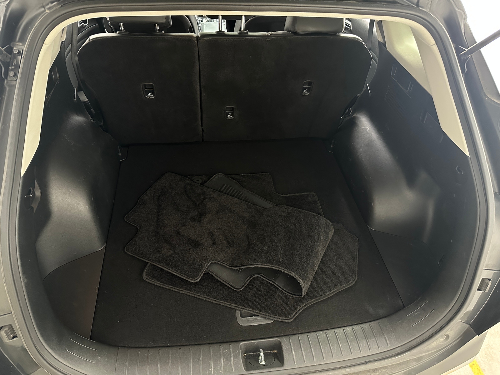 Thumbnail: 2023 Kia Sportage - 6