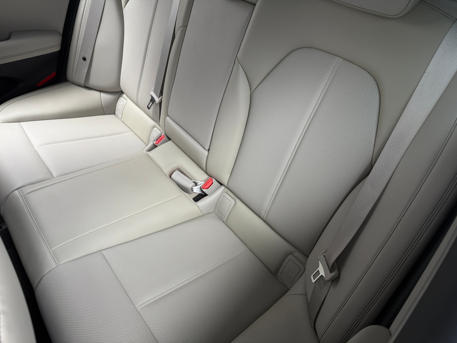 Thumbnail: 2022 Genesis G70 - 5
