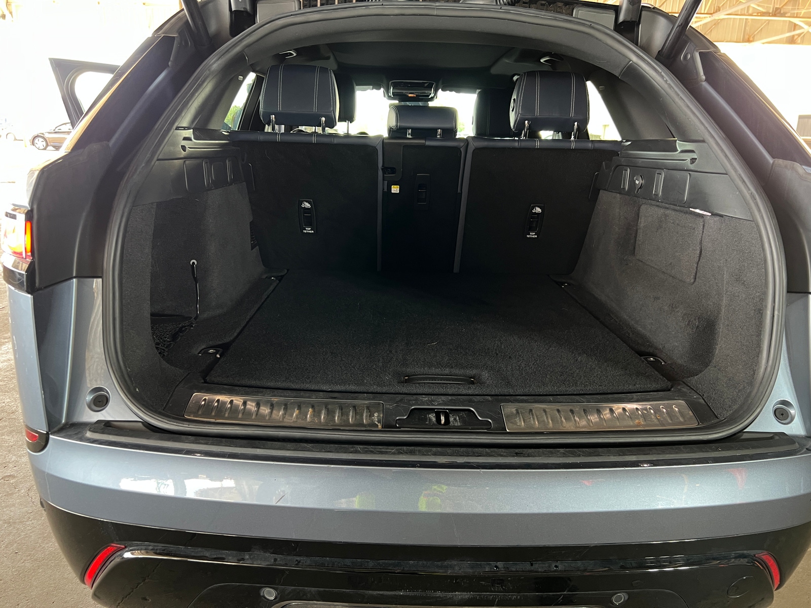 Thumbnail: 2021 Land Rover Range Rover Velar - 6