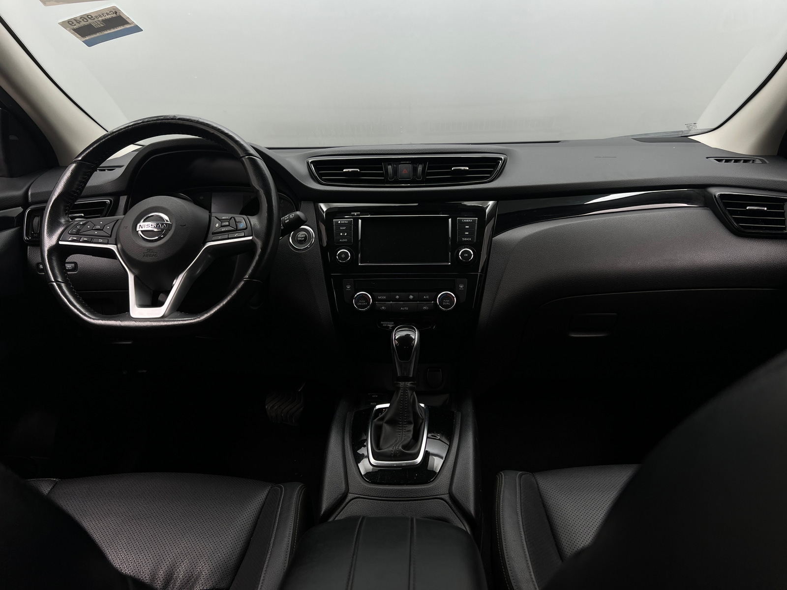 Thumbnail: 2022 Nissan Rogue Sport - 3