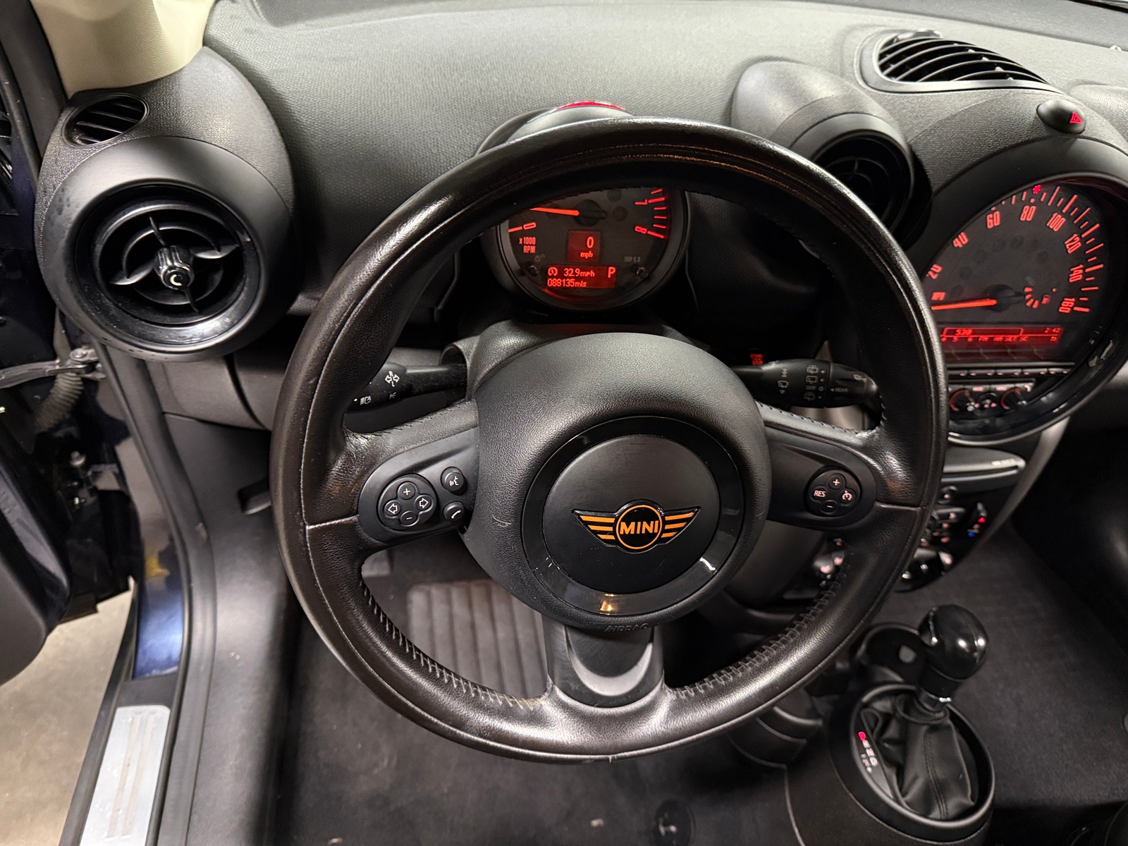 Thumbnail: 2016 MINI Cooper Countryman - 4
