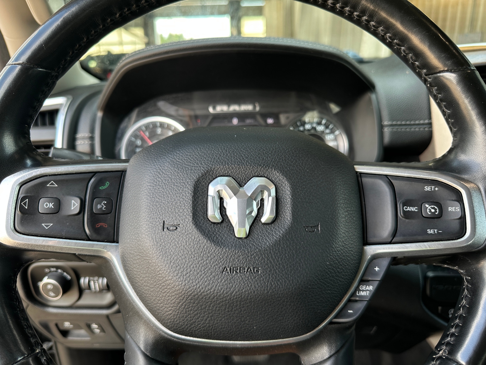 Thumbnail: 2022 RAM 1500 - 4