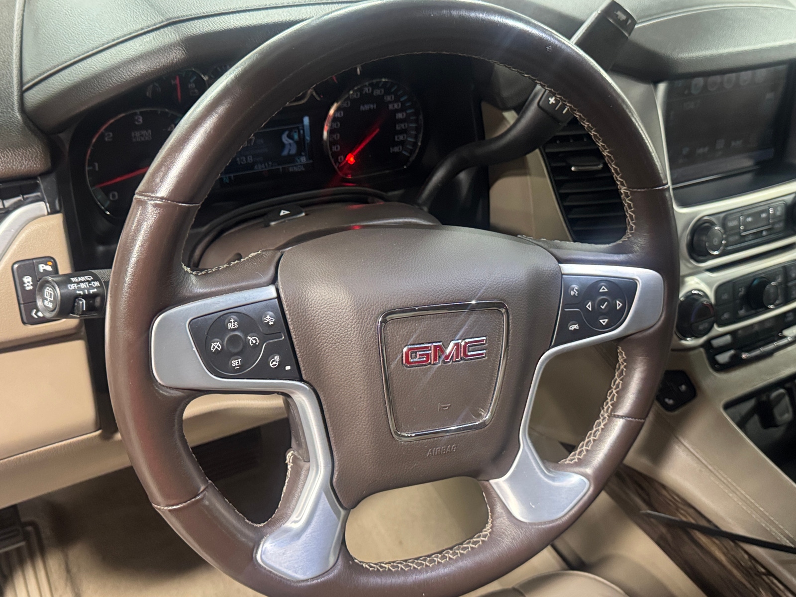 Thumbnail: 2020 GMC Yukon XL - 4
