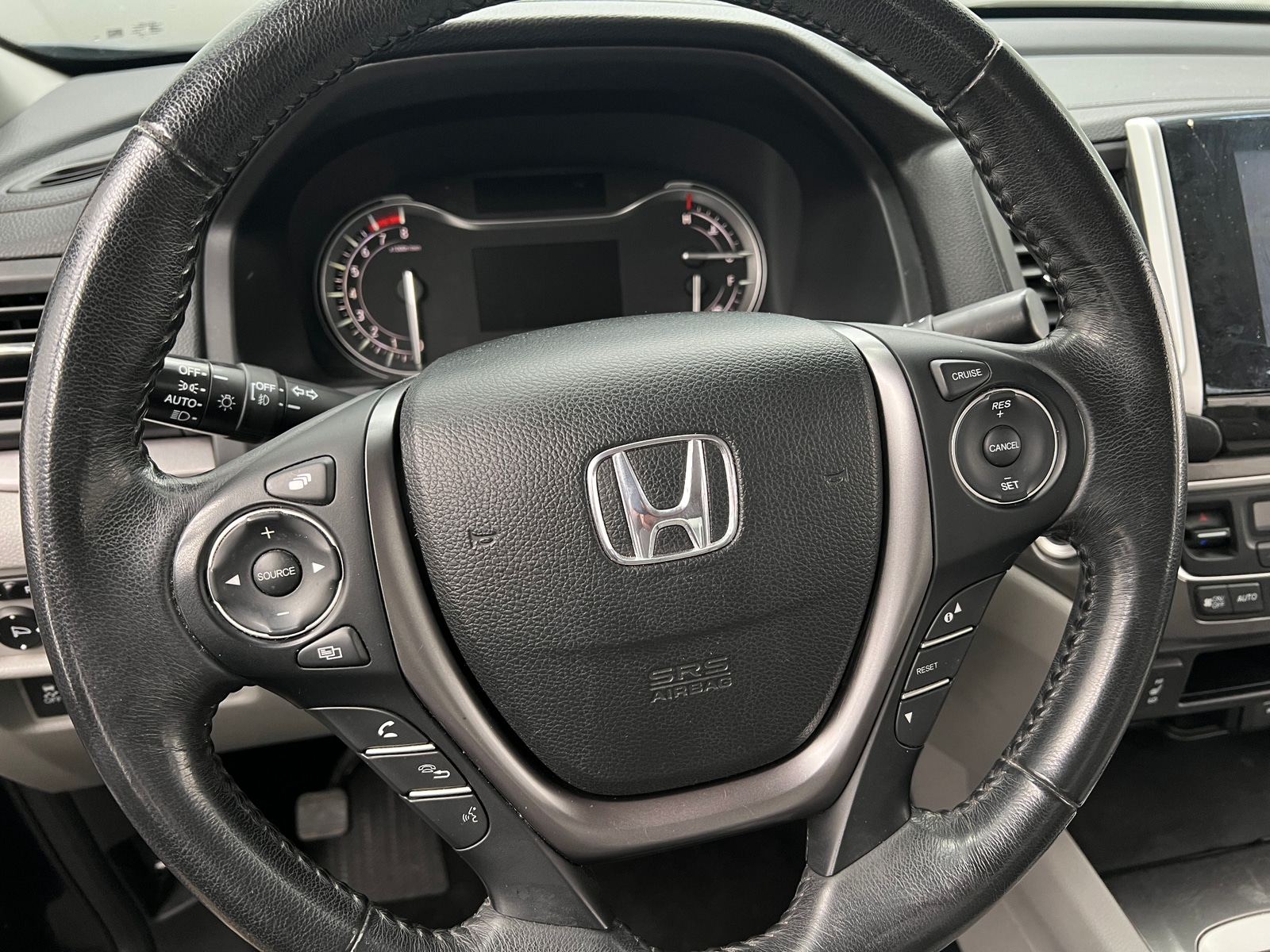 Thumbnail: 2017 Honda Ridgeline - 4