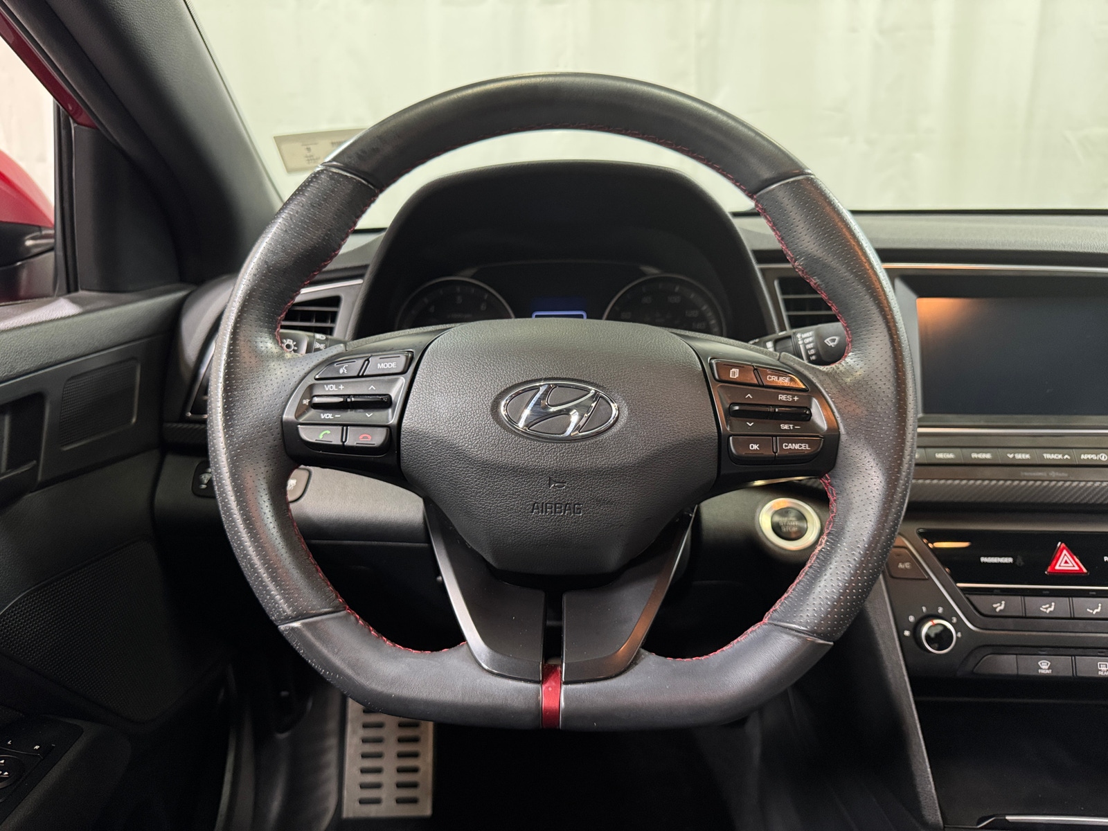Thumbnail: 2018 Hyundai Elantra - 4