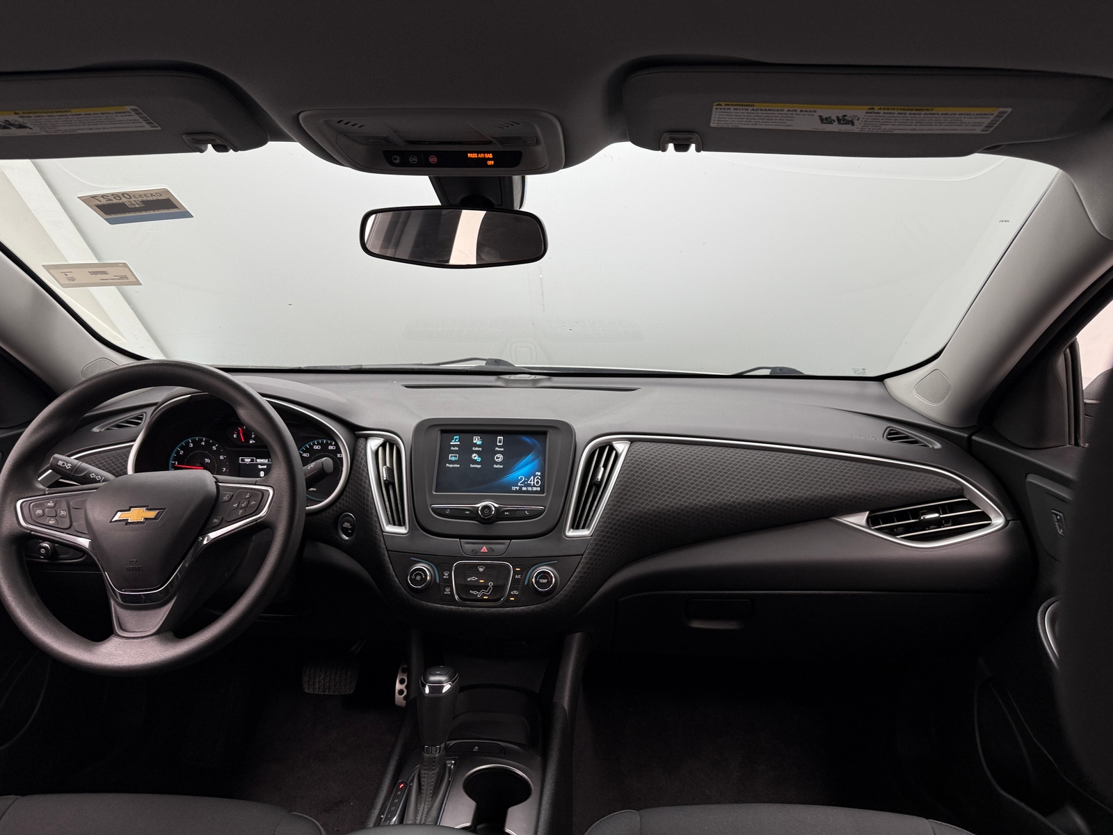 Thumbnail: 2017 Chevrolet Malibu - 3