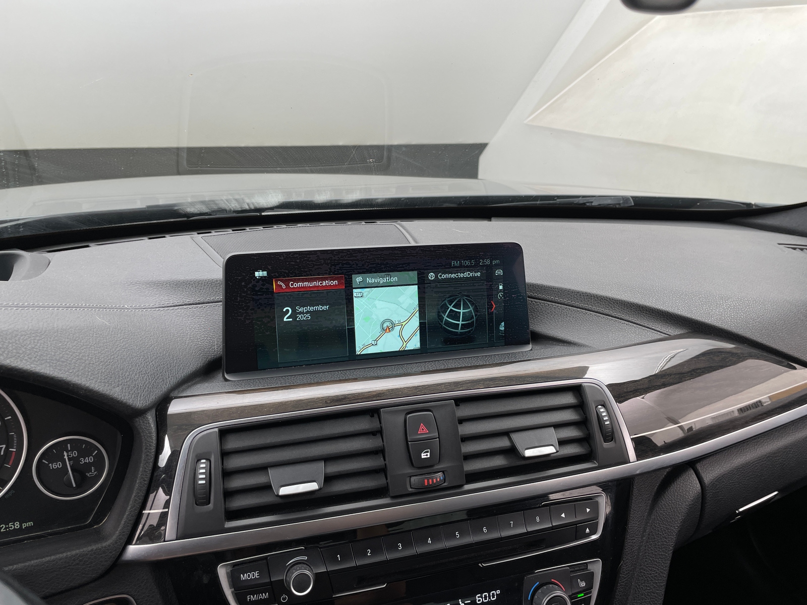 Thumbnail: 2018 BMW 3 Series - 3