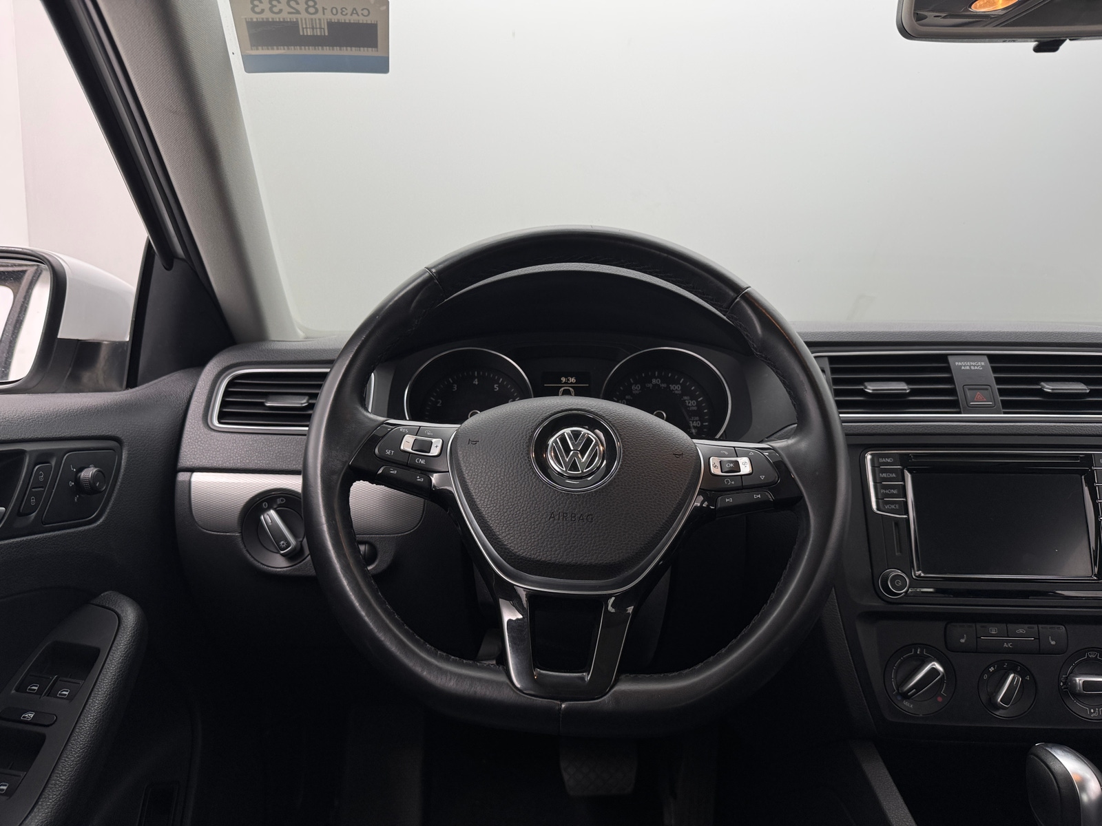 Thumbnail: 2017 Volkswagen Jetta - 4