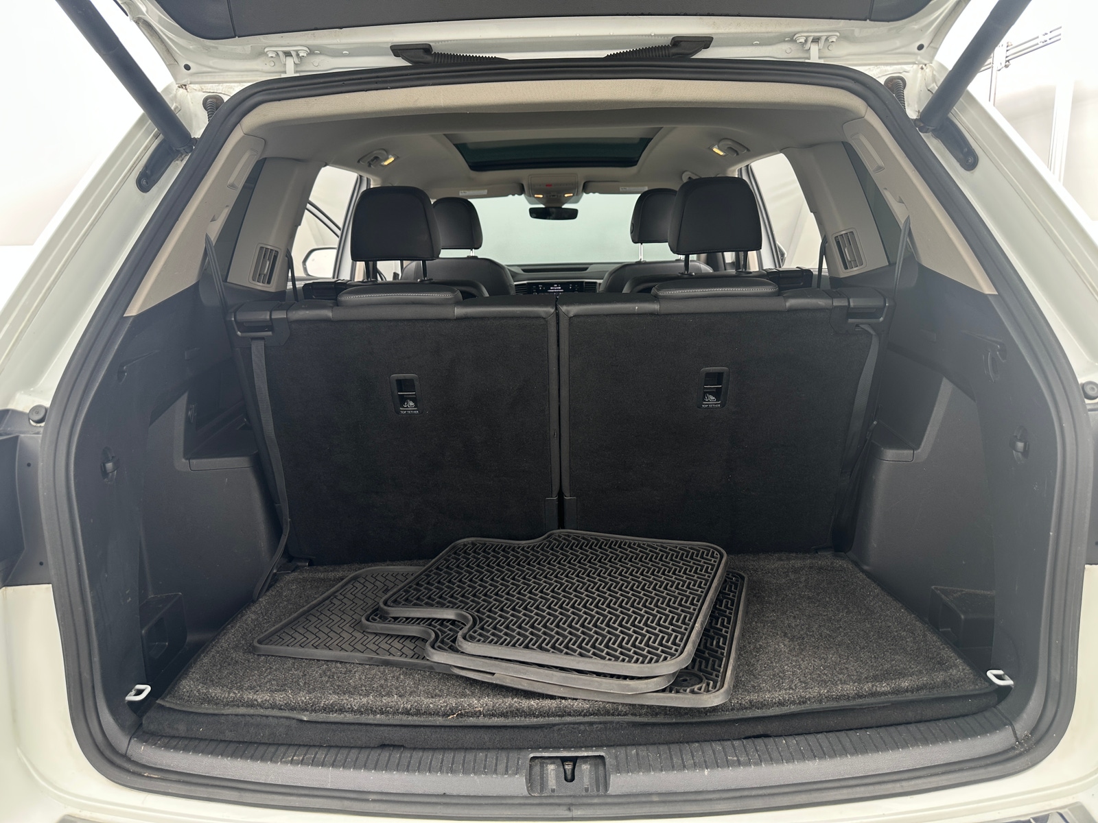 Thumbnail: 2019 Volkswagen Atlas - 6
