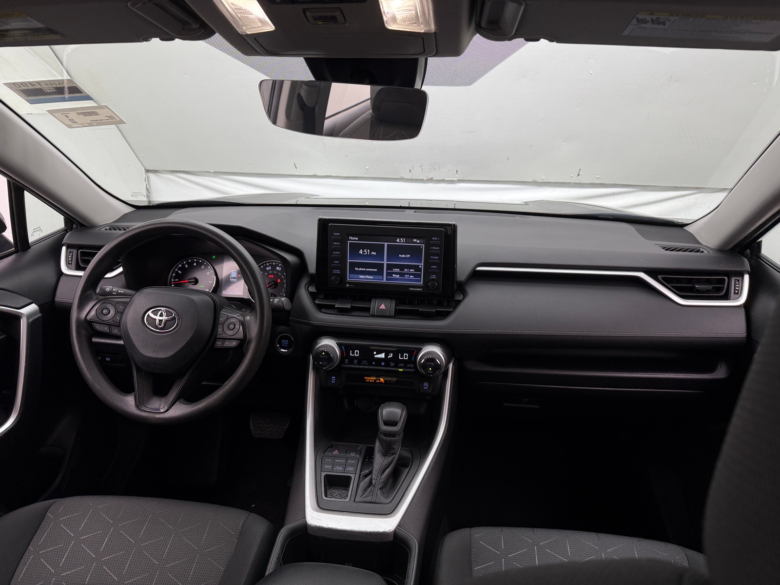 Thumbnail: 2022 Toyota RAV4 - 3