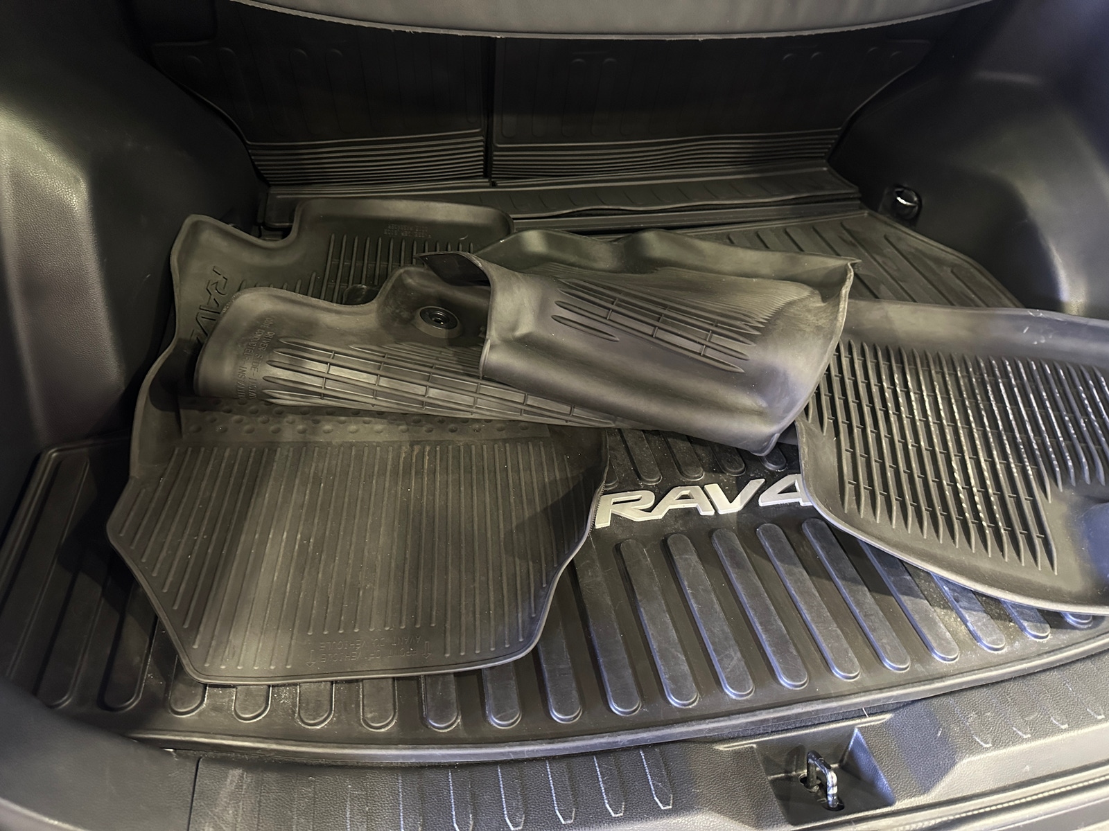 Thumbnail: 2022 Toyota RAV4 - 7