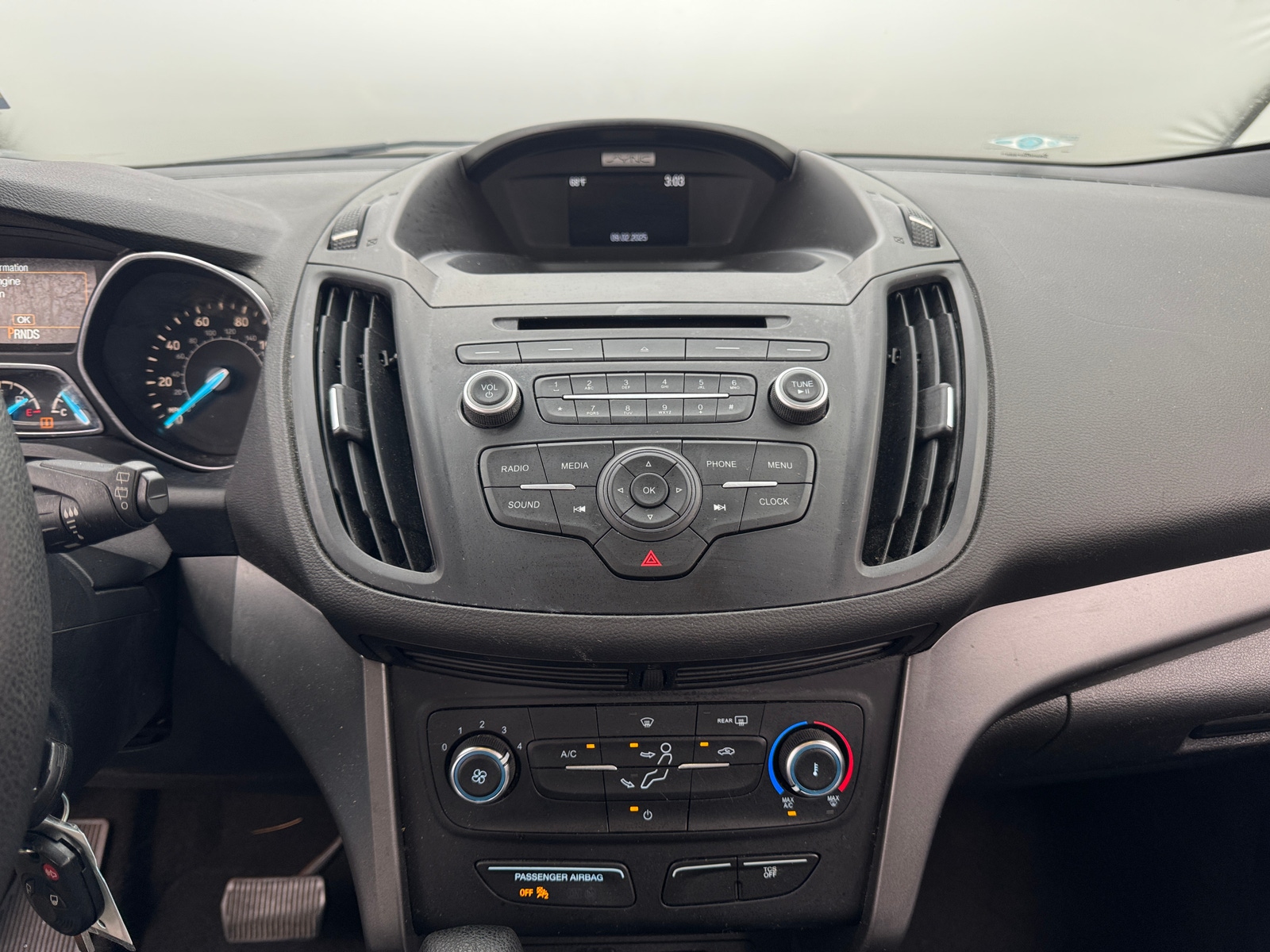 Thumbnail: 2017 Ford Escape - 4