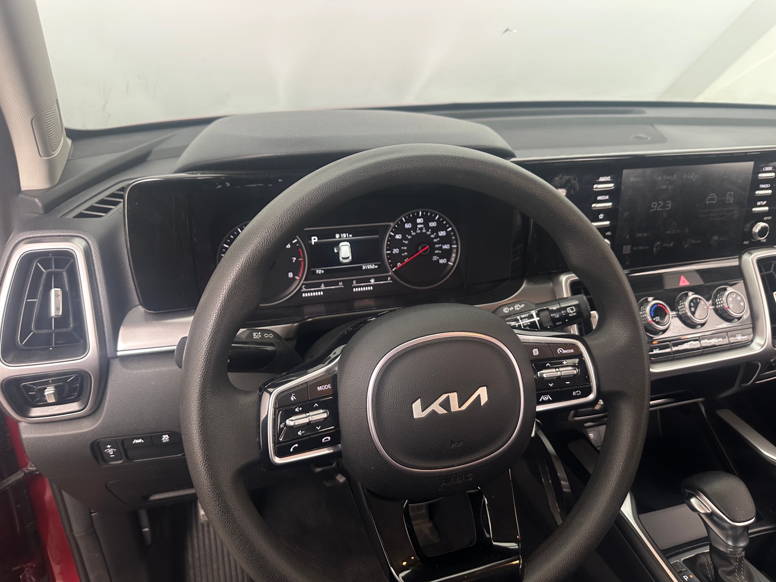 Thumbnail: 2023 Kia Sorento - 5