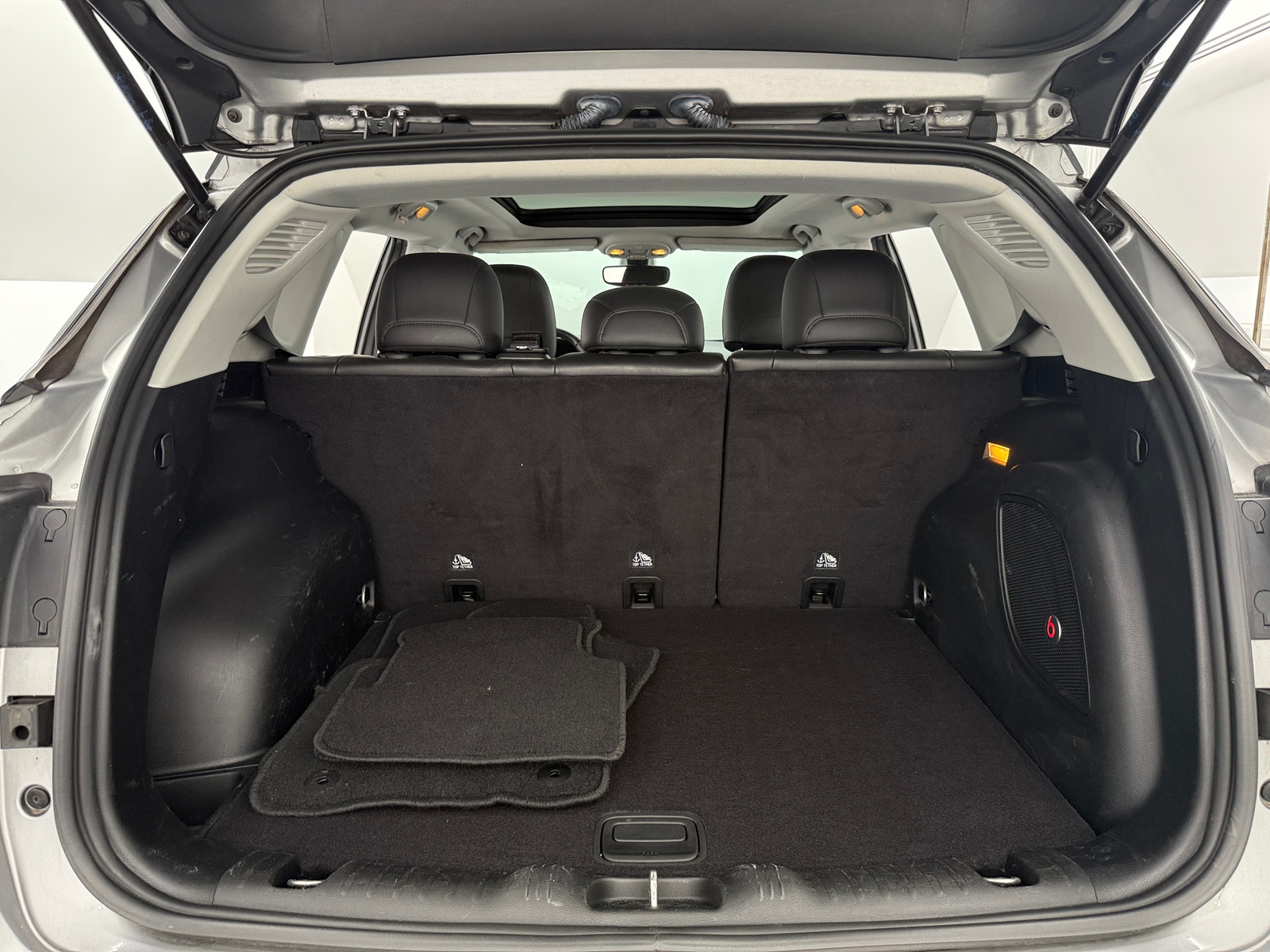 Thumbnail: 2019 Jeep Compass - 6