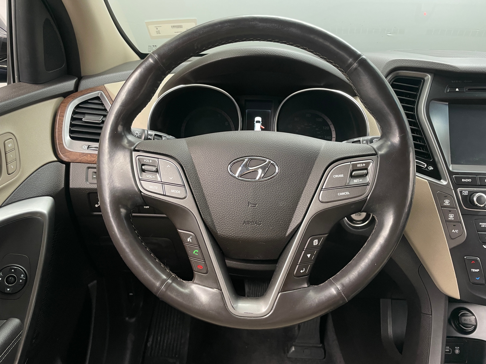 Thumbnail: 2018 Hyundai Santa Fe - 4