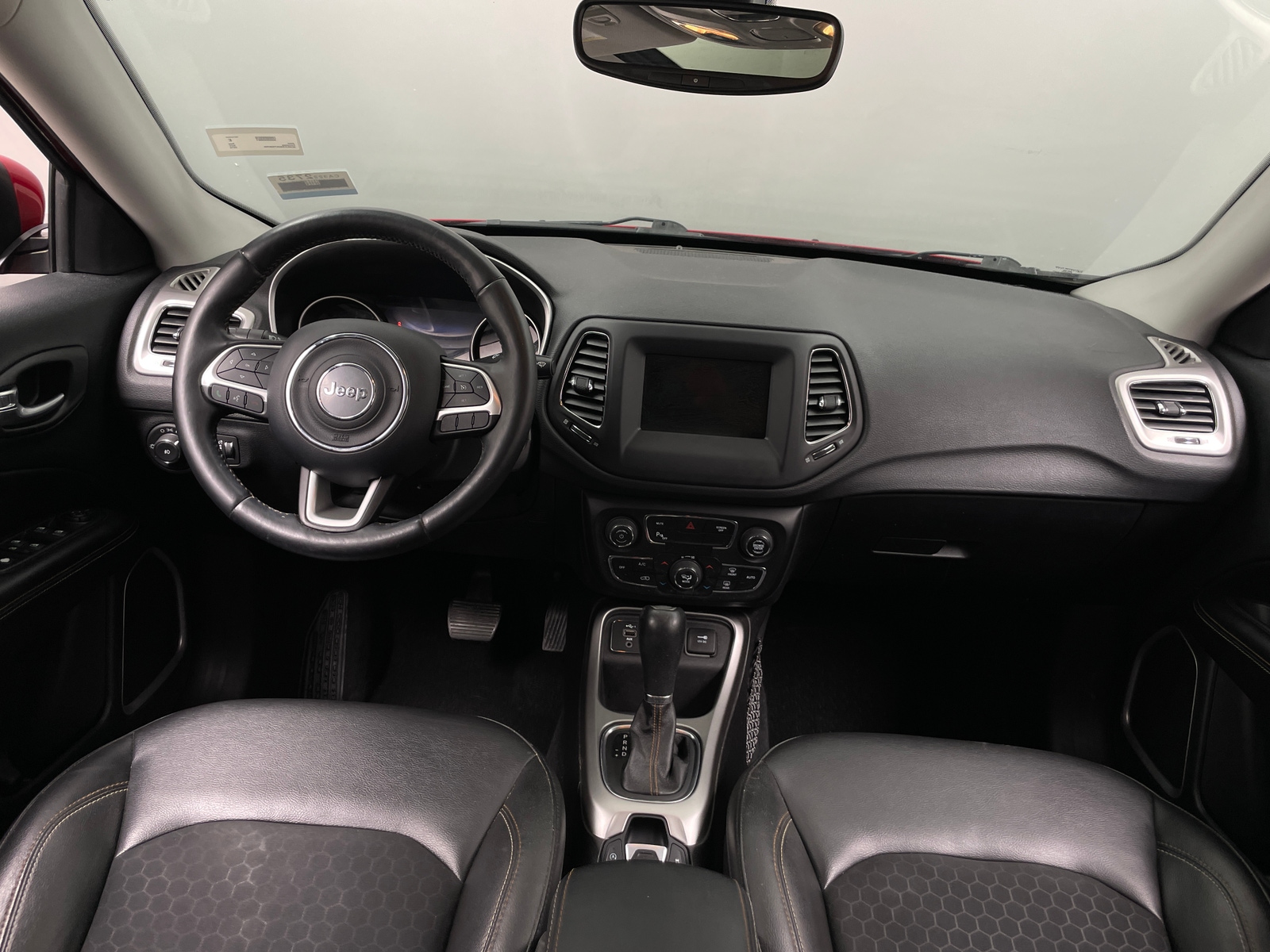 Thumbnail: 2019 Jeep Compass - 3