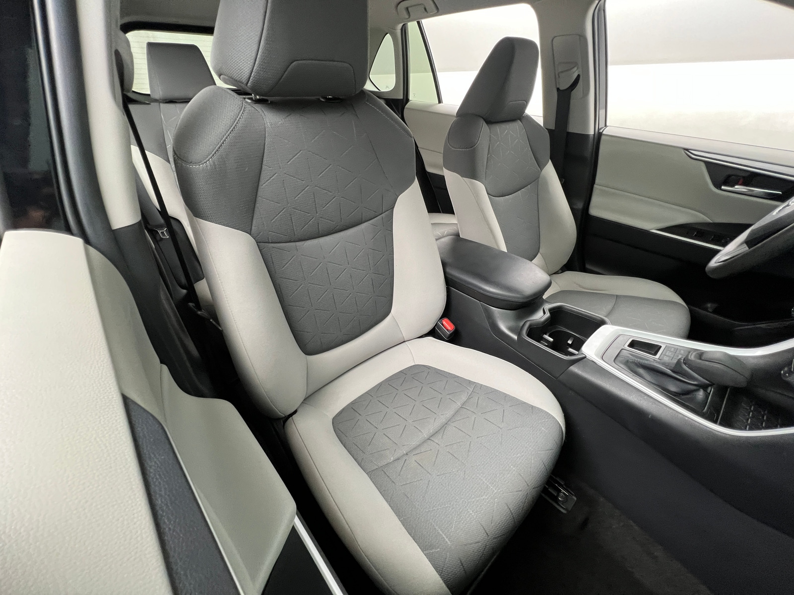 Thumbnail: 2022 Toyota RAV4 - 2