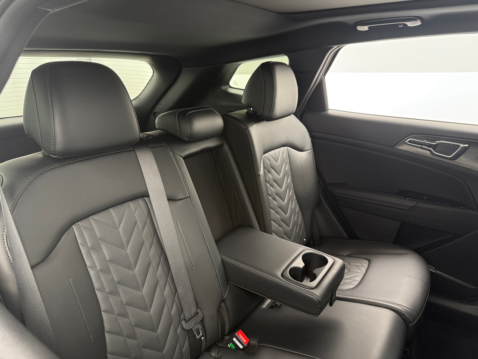 Thumbnail: 2024 Kia Sportage - 6