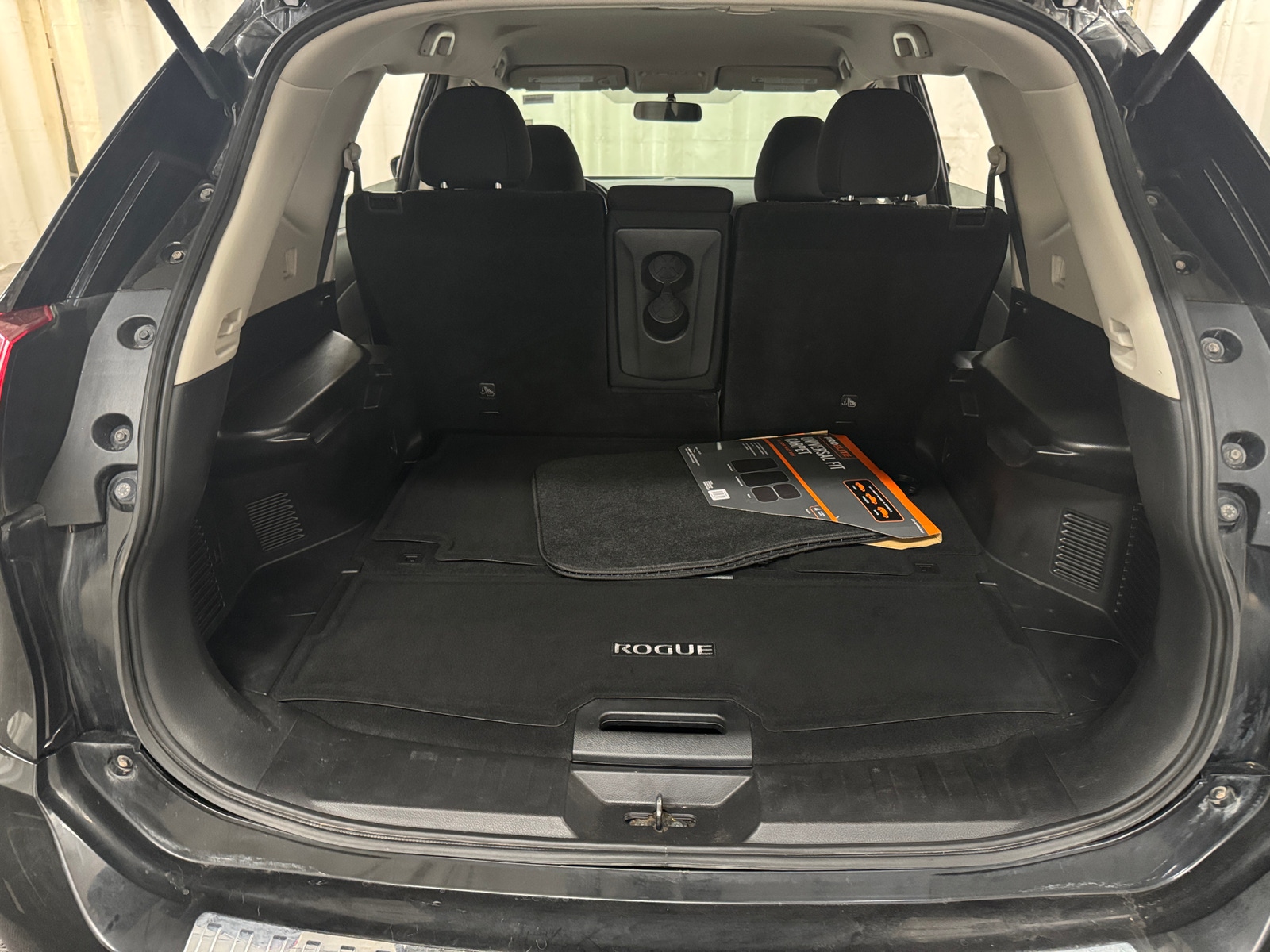 Thumbnail: 2017 Nissan Rogue - 7