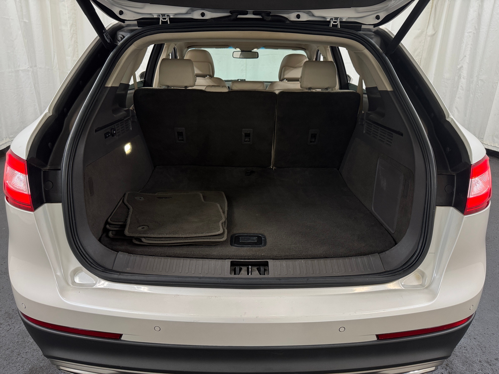 Thumbnail: 2016 Lincoln MKX - 6