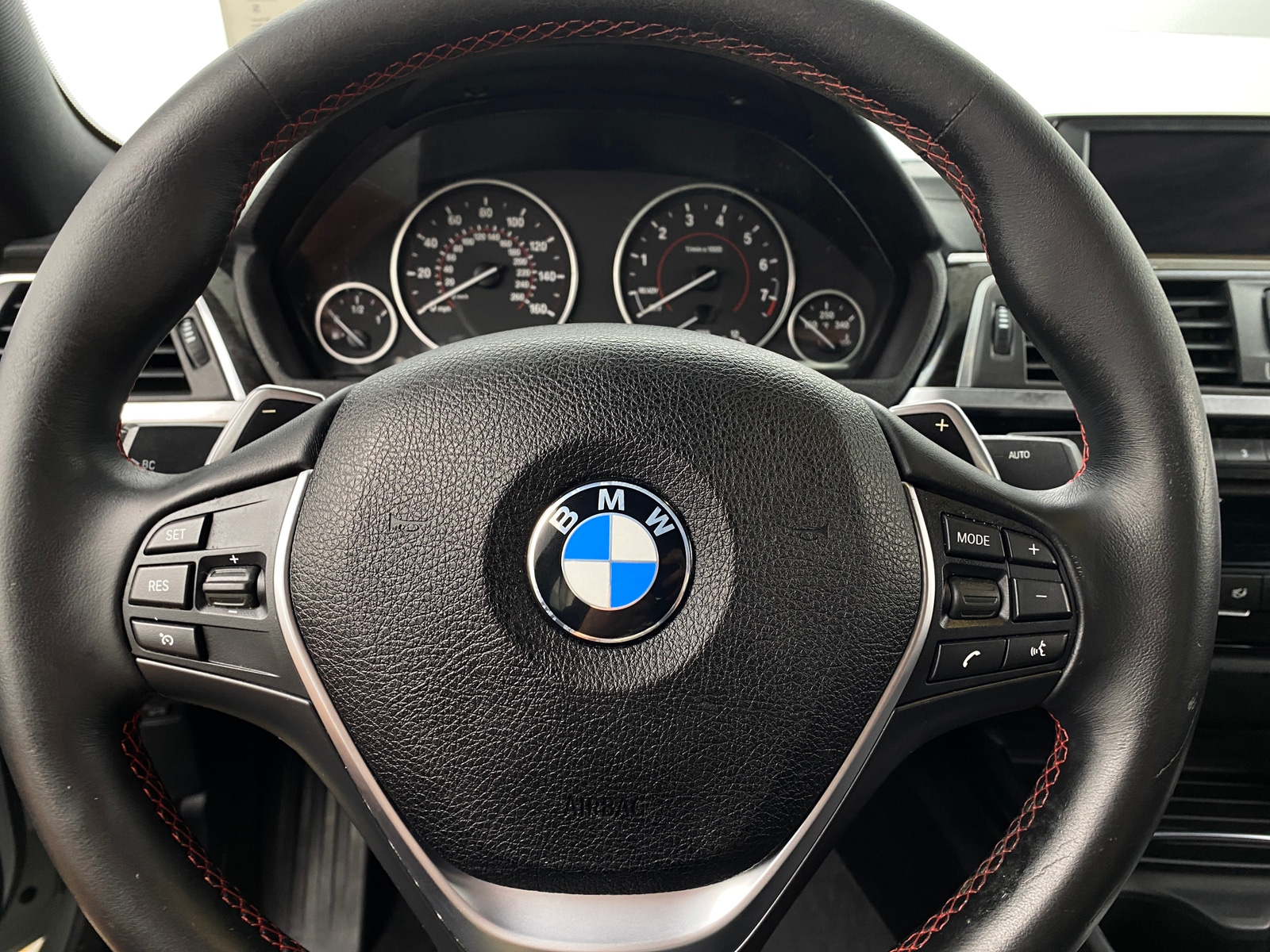 Thumbnail: 2018 BMW 4 Series - 4