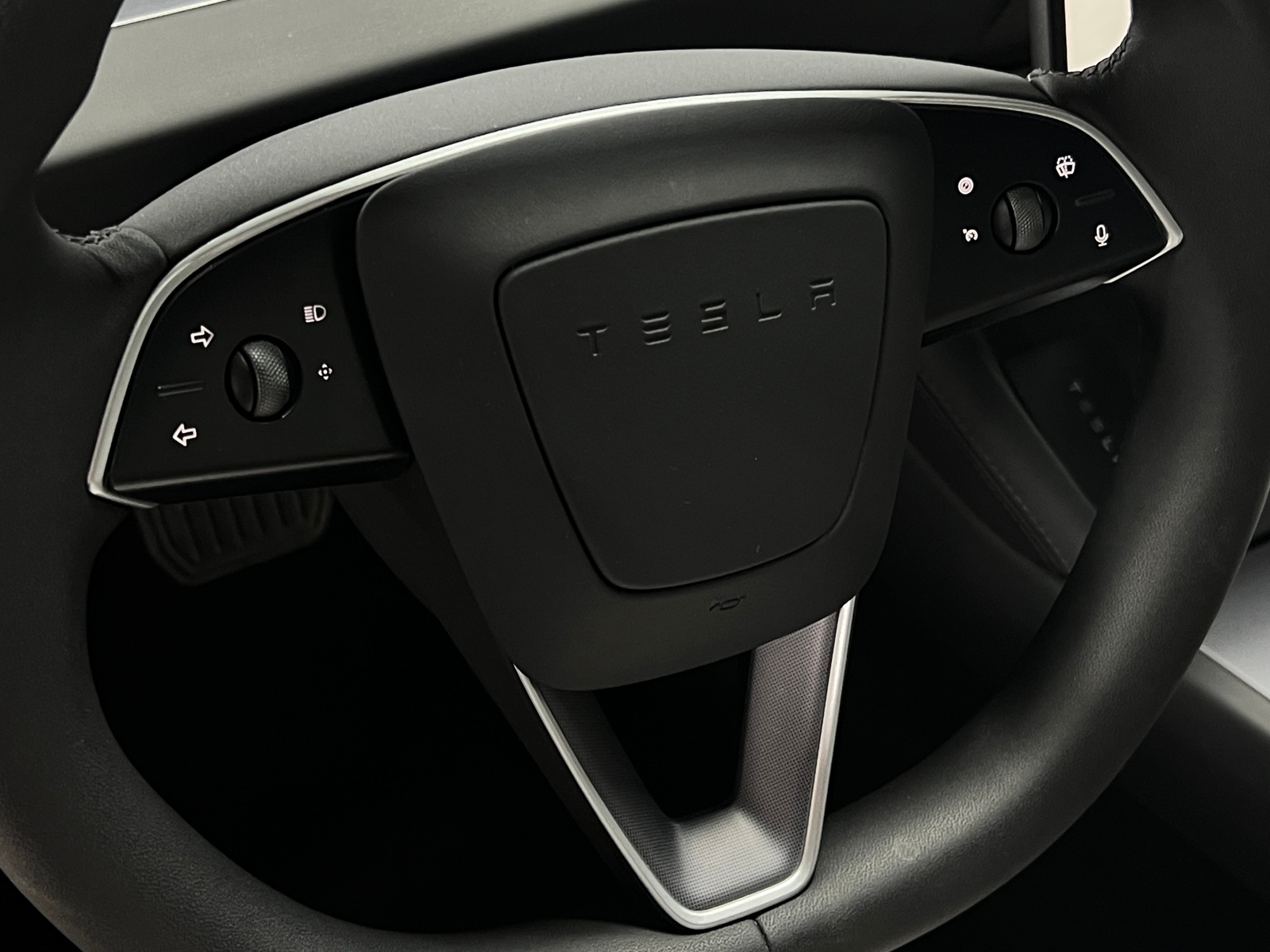 Thumbnail: 2024 Tesla Model 3 - 4