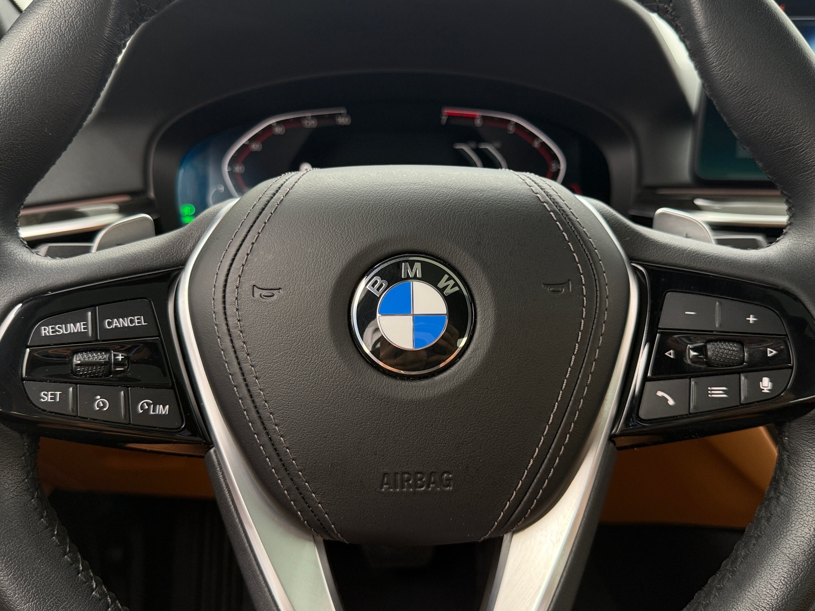Thumbnail: 2021 BMW 5 Series - 4