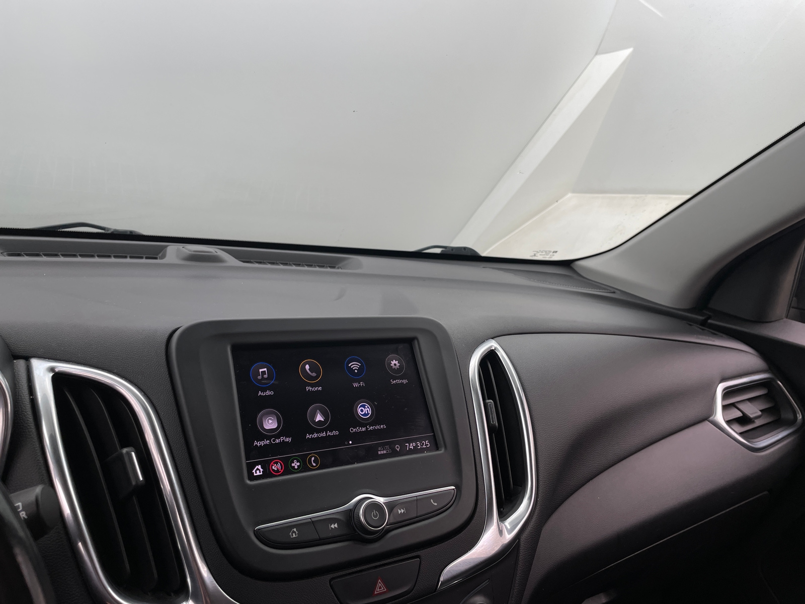 Thumbnail: 2020 Chevrolet Equinox - 4