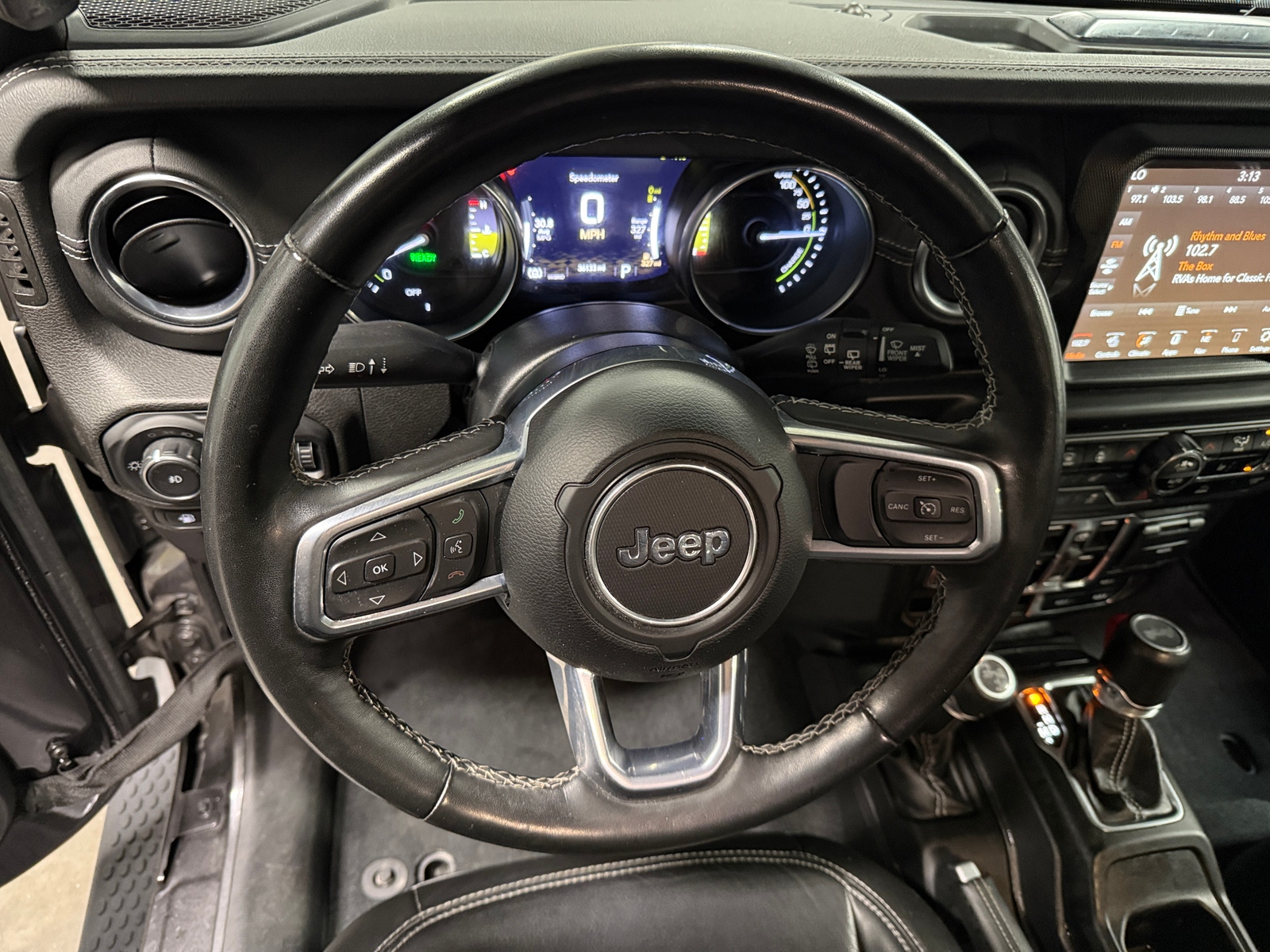Thumbnail: 2022 Jeep Wrangler - 4