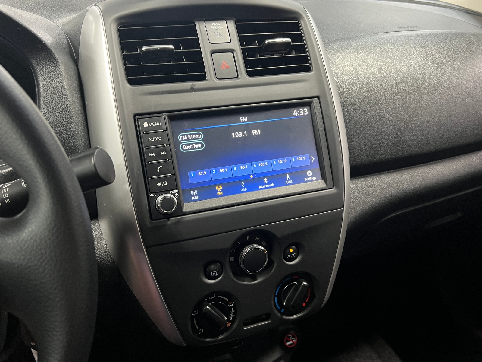 Thumbnail: 2019 Nissan Versa - 4