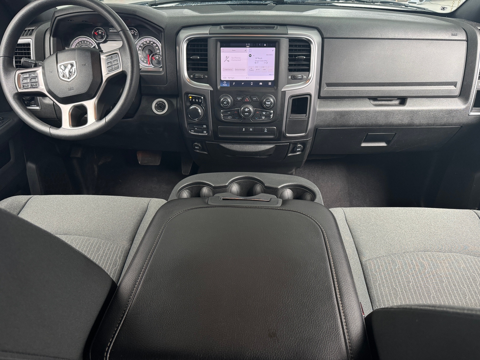 Thumbnail: 2022 RAM 1500 Classic - 3