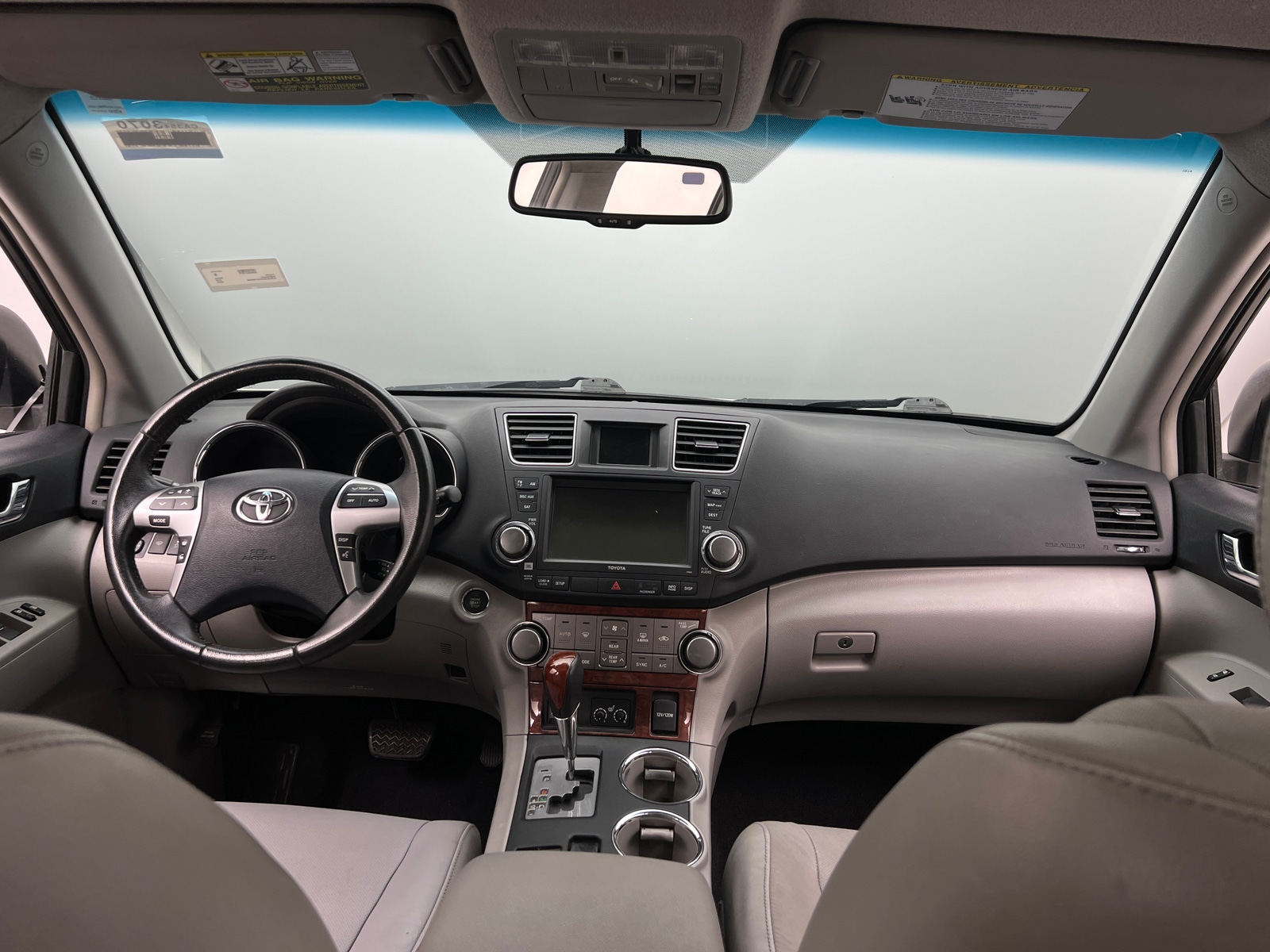 Thumbnail: 2012 Toyota Highlander - 2