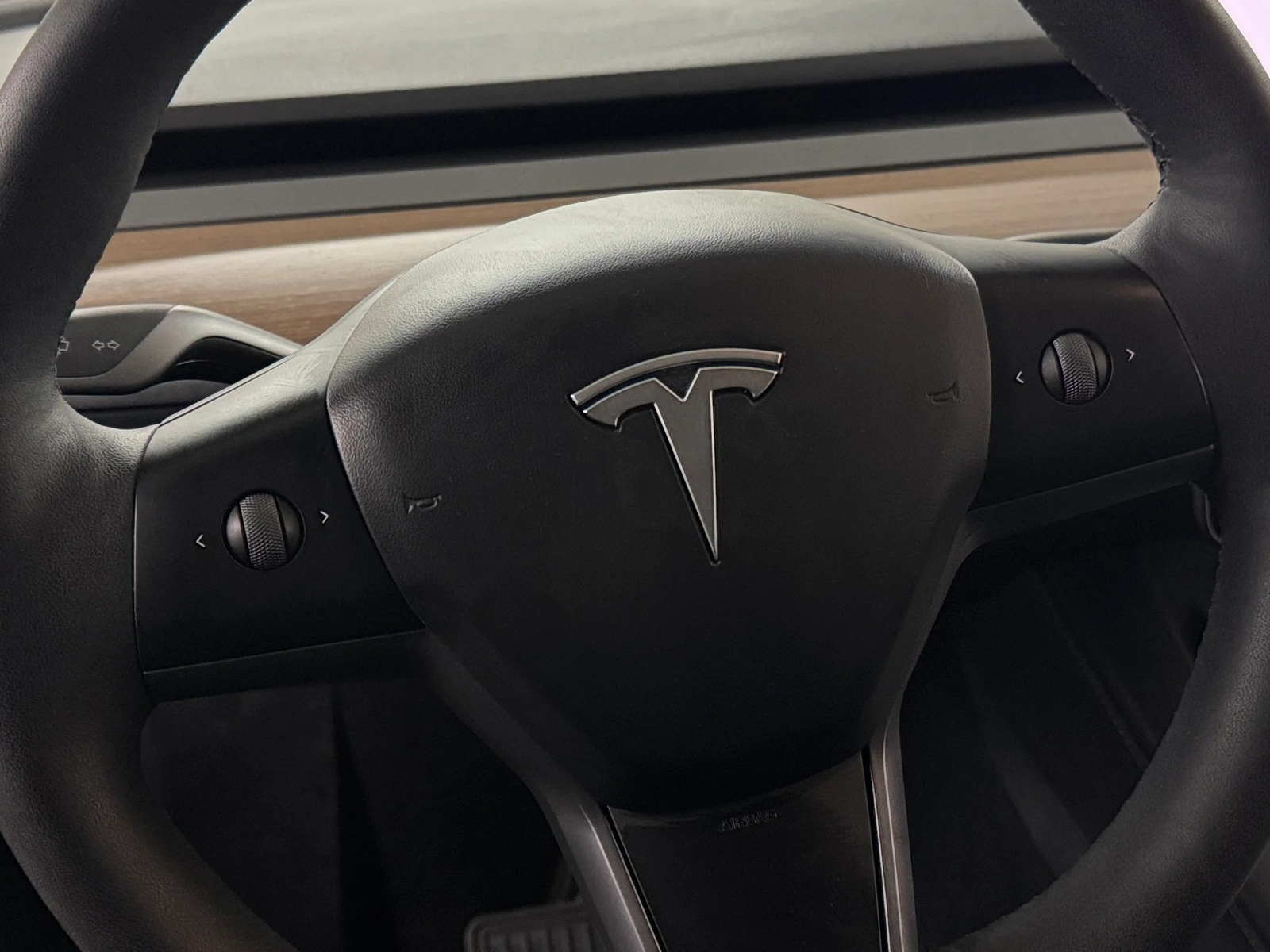 Thumbnail: 2024 Tesla Model Y - 4