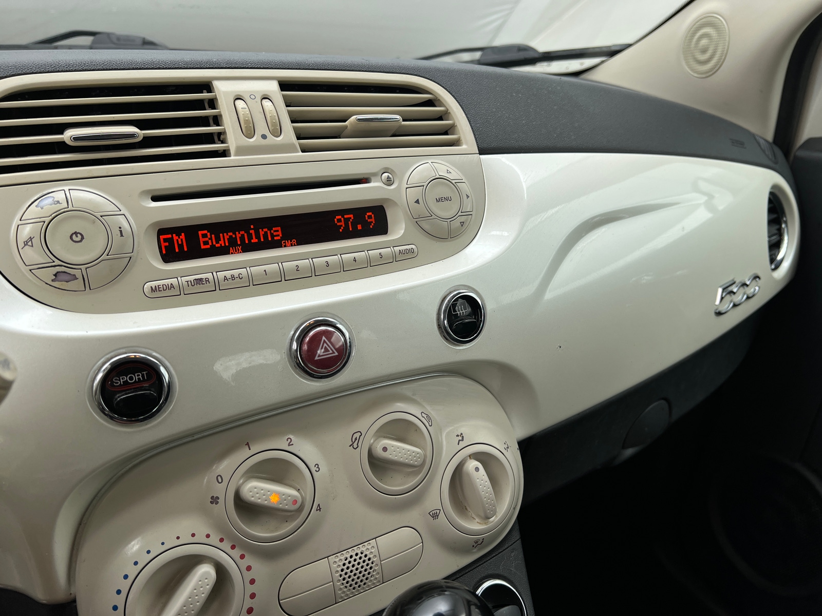 Thumbnail: 2015 Fiat 500 - 4