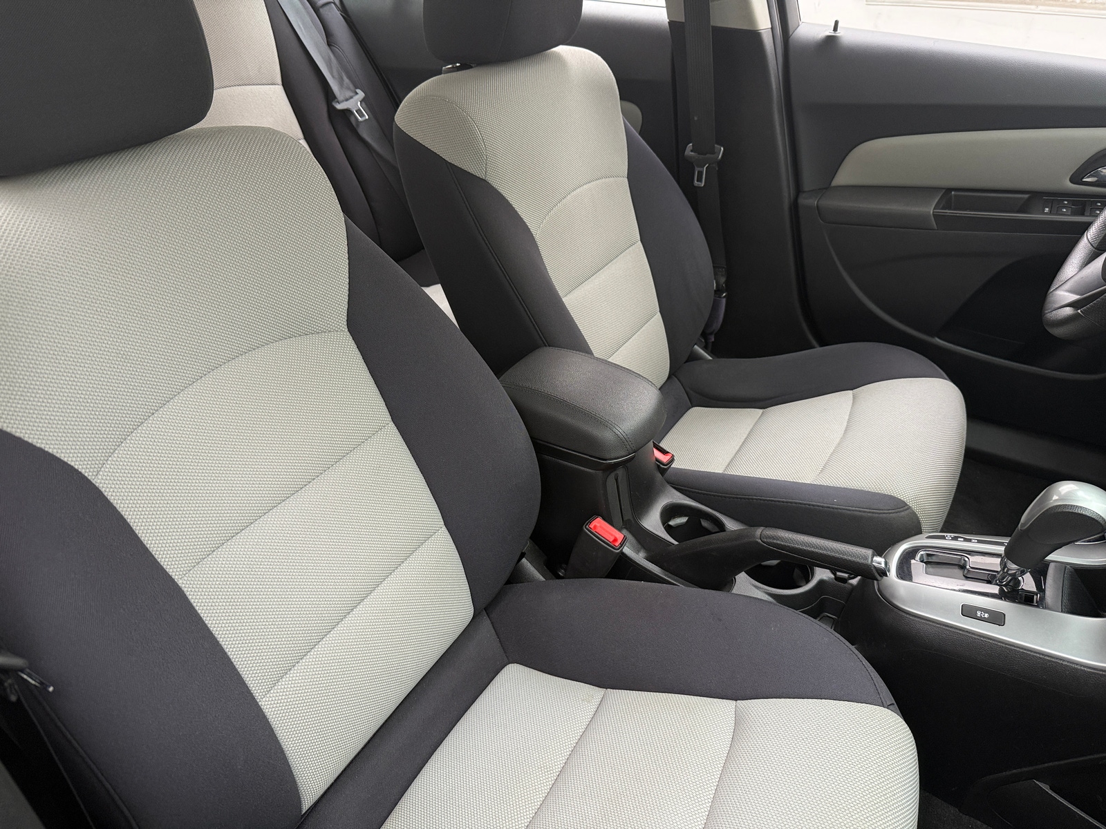 Thumbnail: 2013 Chevrolet Cruze - 2
