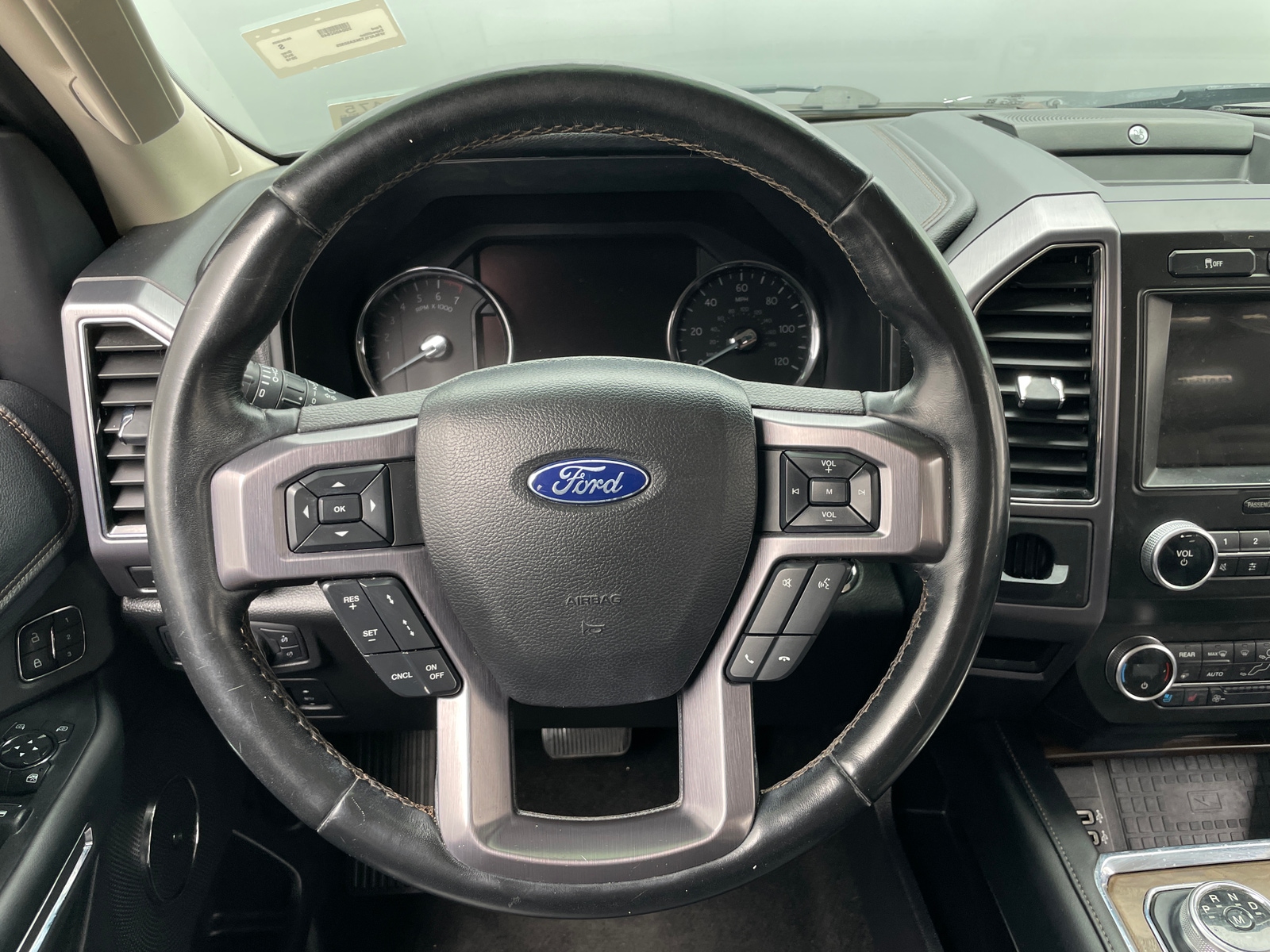 Thumbnail: 2019 Ford Expedition - 4