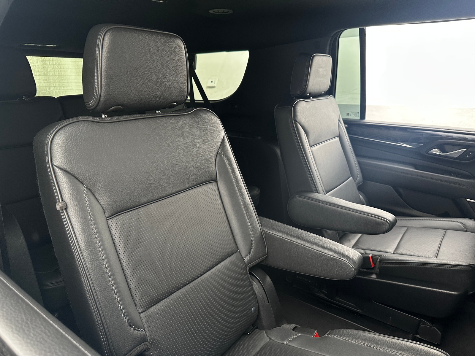 Thumbnail: 2022 GMC Yukon XL - 5