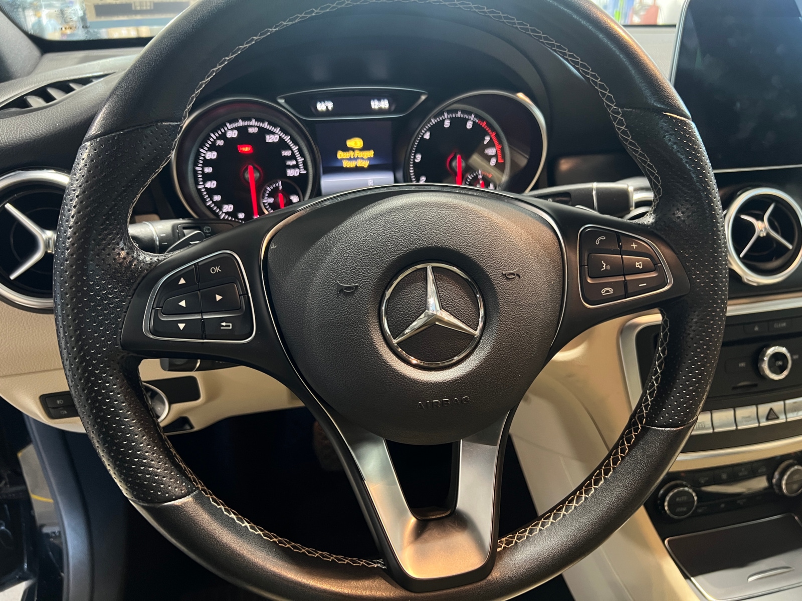 Thumbnail: 2019 Mercedes-Benz GLA - 4