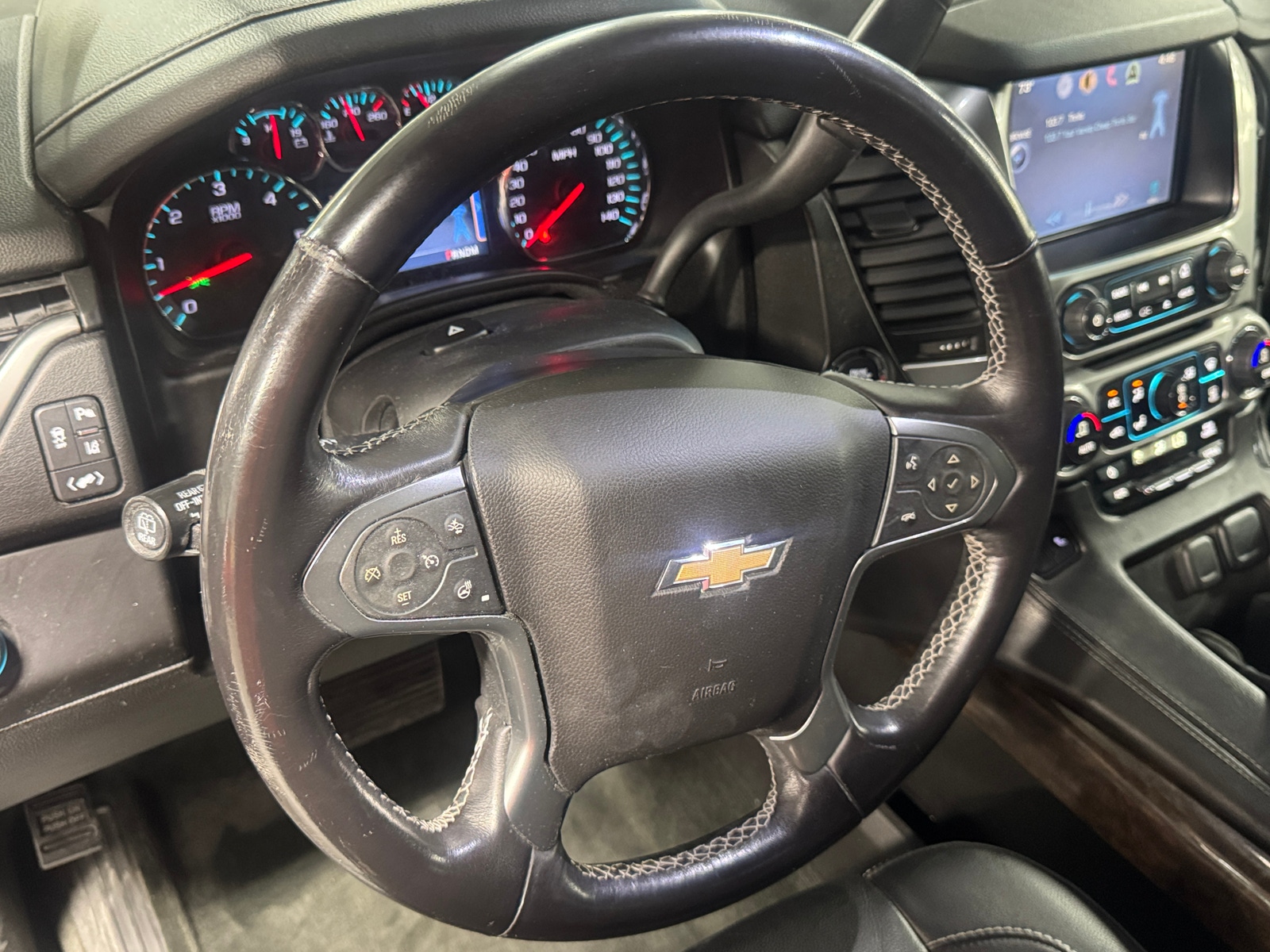 Thumbnail: 2015 Chevrolet Tahoe - 4