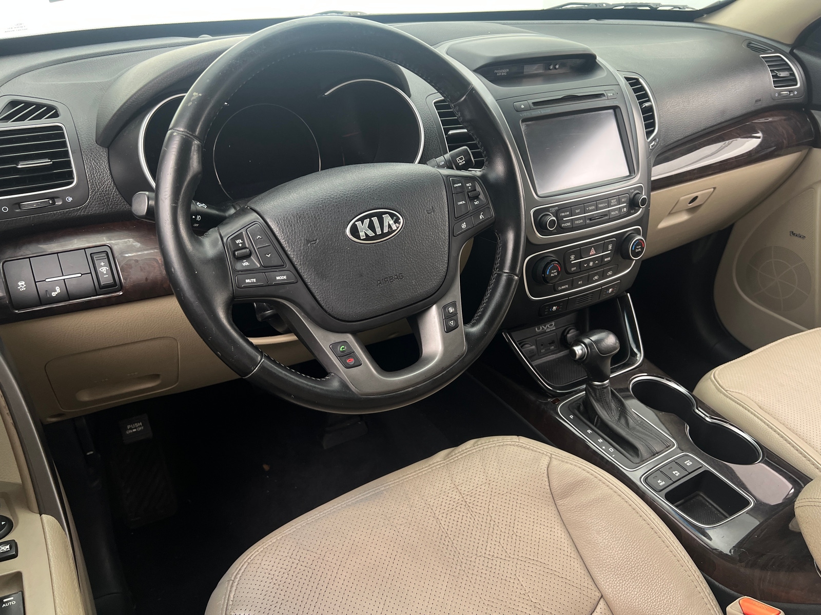 Thumbnail: 2015 Kia Sorento - 2